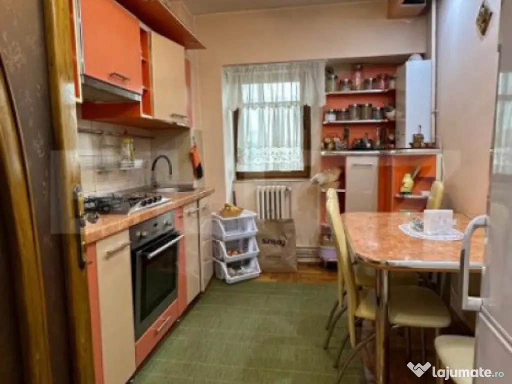 Apartament 3 camere CR. VIVU