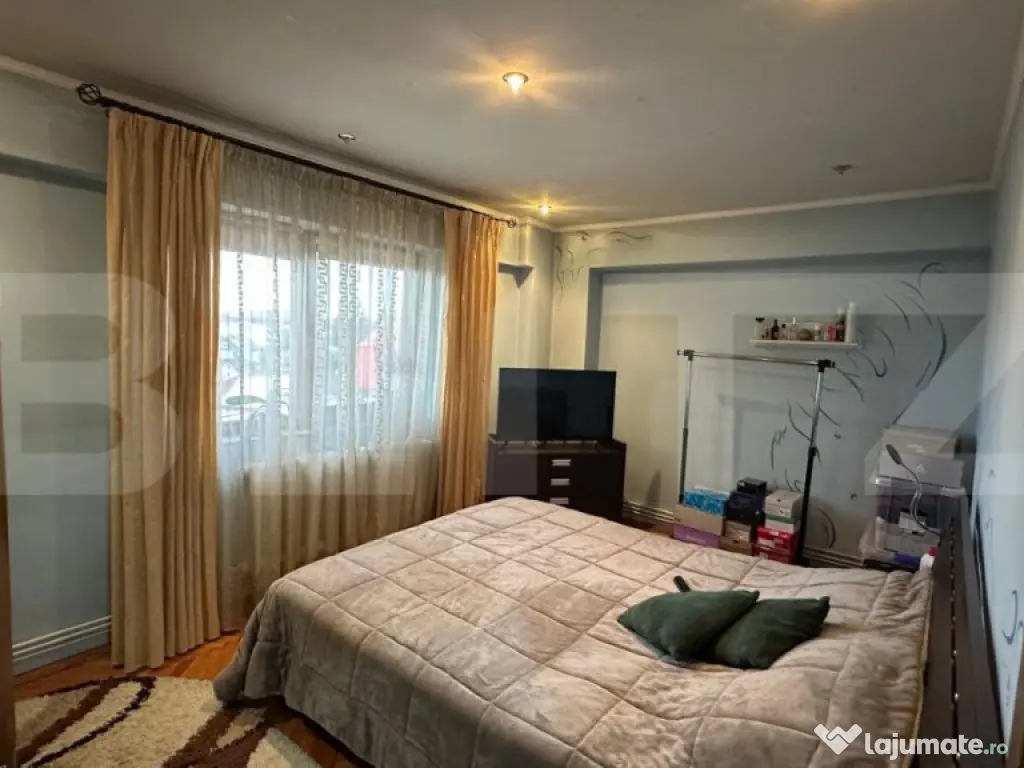 Apartament 3 camere CR. VIVU