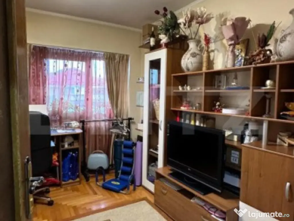 Apartament 3 camere CR. VIVU