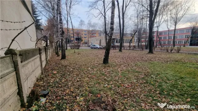 Teren intravilan construibil , zona Spitalul Judetean
