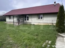 Casă de vânzare, zonă deosebită , teren generos,Săliș