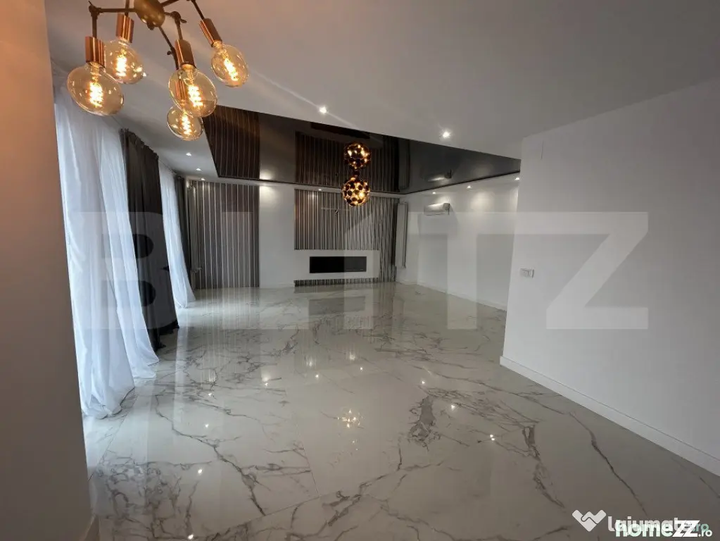 Penthouse superb de 200 mp, cu terasa de 40 mp, zona Nufarul - Oradea (Bihor)