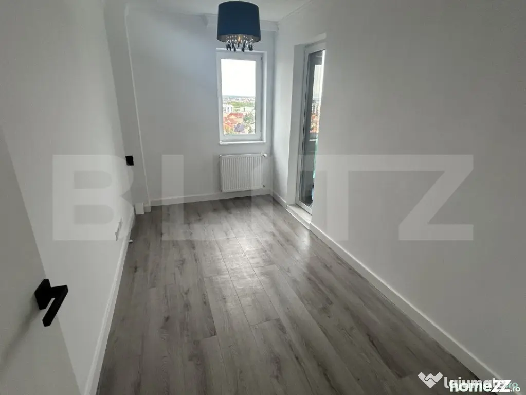 Penthouse superb de 200 mp, cu terasa de 40 mp, zona Nufarul - Oradea (Bihor)