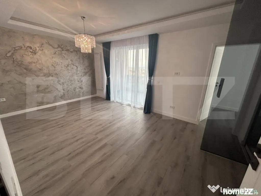 Penthouse superb de 200 mp, cu terasa de 40 mp, zona Nufarul - Oradea (Bihor)
