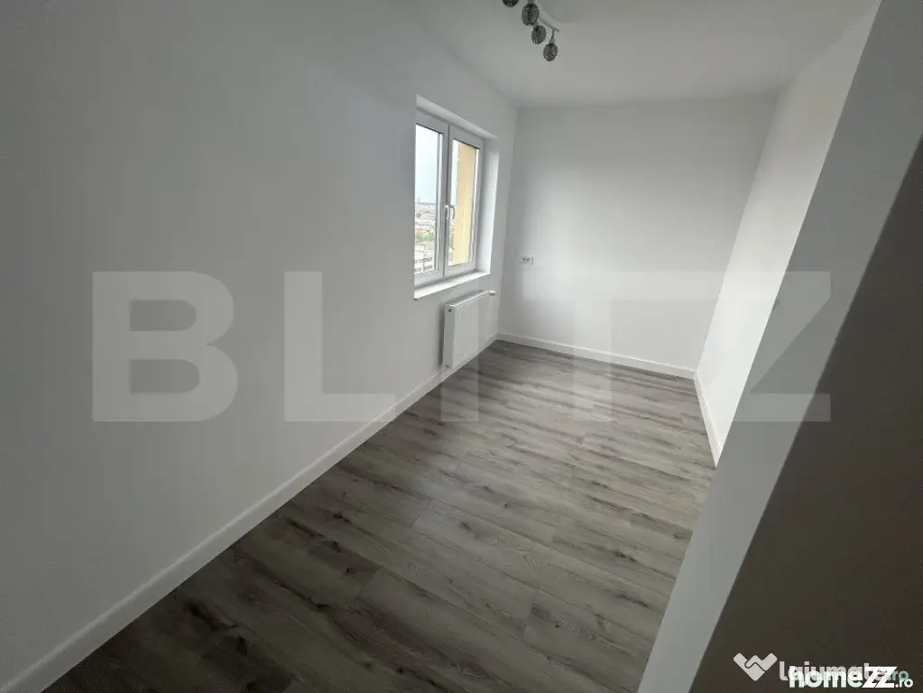 Penthouse superb de 200 mp, cu terasa de 40 mp, zona Nufarul - Oradea (Bihor)
