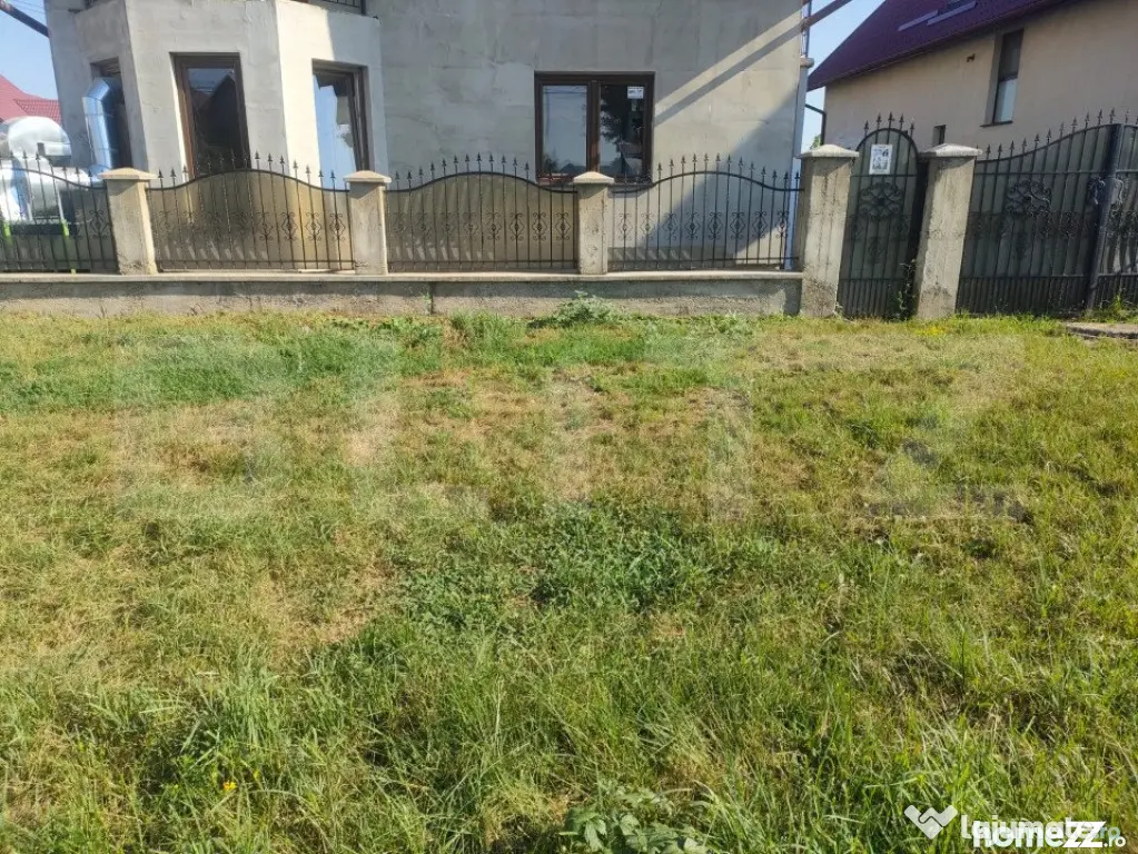 Casa 6 camere semifinisata, 200mp, Radauti