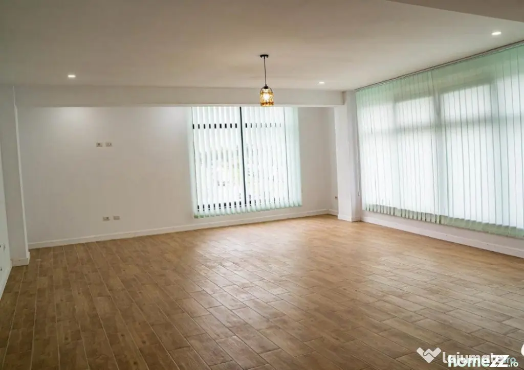 Spatiu de birou, 54 mp, Dornesti