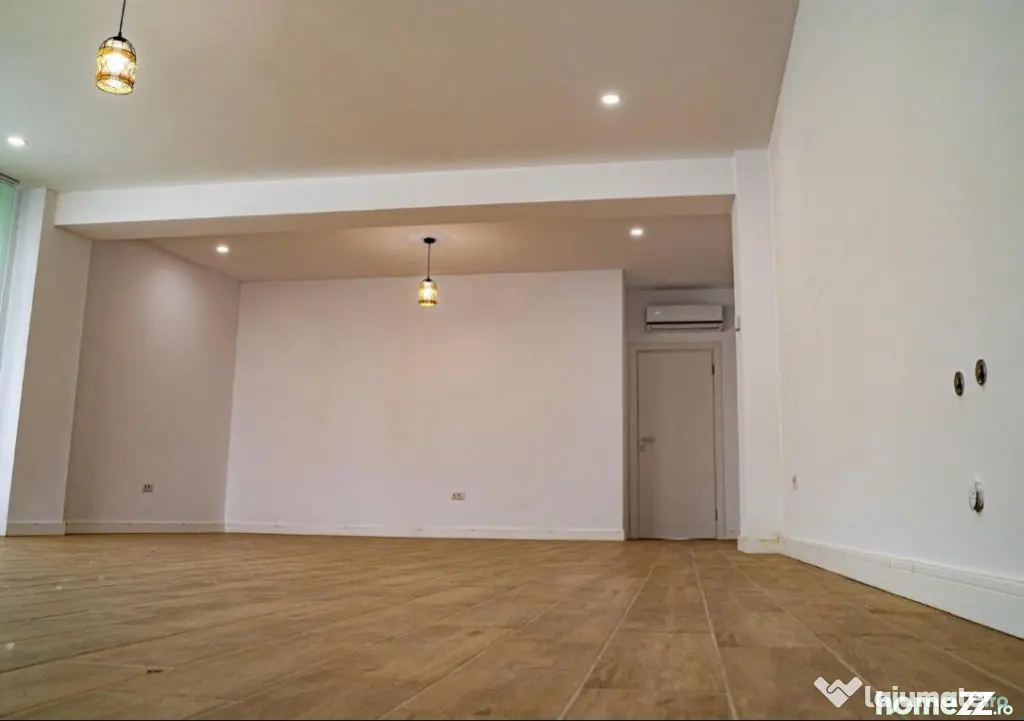 Spatiu de birou, 54 mp, Dornesti