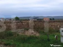 Teren intravilan cu dublu front stradal in Osorhei, 1667 mp