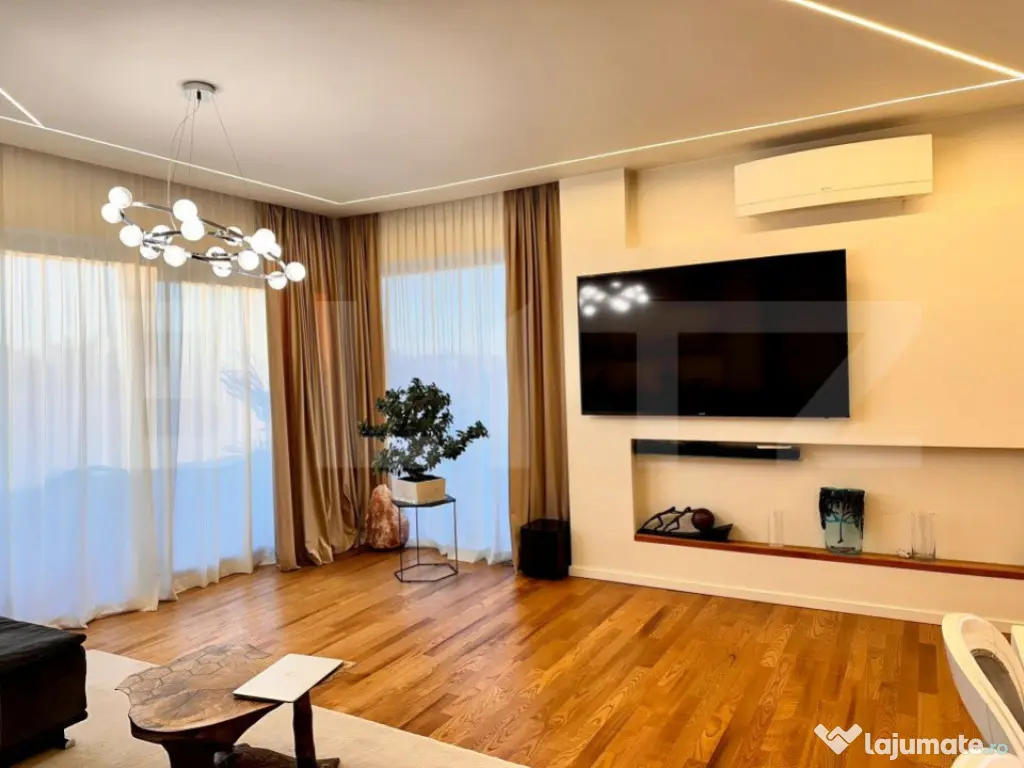 PENTHOUSE 180 MP , 250 MP TERASA, PRIVELISTE DEOSEBITA !