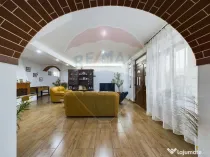 Vila cu 6 camere, teren 1200mp de vanzare- Varasti, la 4 ...
