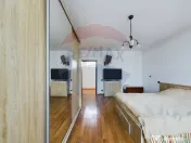 Vila cu 6 camere, teren 1200mp de vanzare- Varasti, la 4 ... 