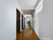 Vila cu 6 camere, teren 1200mp de vanzare- Varasti, la 4 ... 