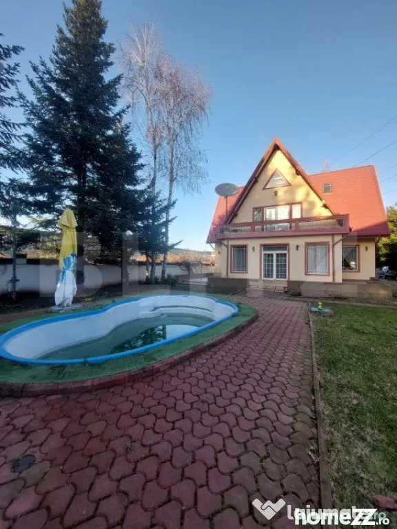 Vila, 10 camere, 580 mp, zona Cartier Albert - Ploiesti (Prahova)