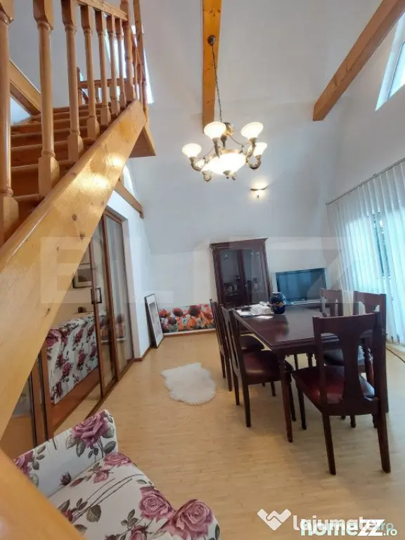 Vila, 10 camere, 580 mp, zona Cartier Albert - Ploiesti (Prahova)