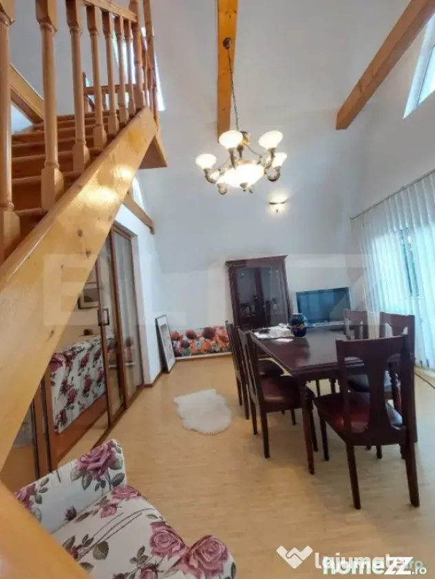 Vila, 10 camere, 580 mp, zona Cartier Albert - Ploiesti (Prahova)