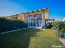 Casă cu 4 camere de vânzare în Cartierul Riviera, Oradea