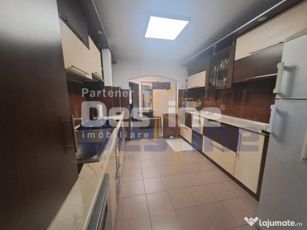 GALATA, Apartament 3 camere DECOMANDAT, 70 mp, 160.000 EURO