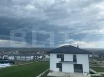 Duplex de vanzare, cu 4 camere, 112 mp util, 260 mp teren, z