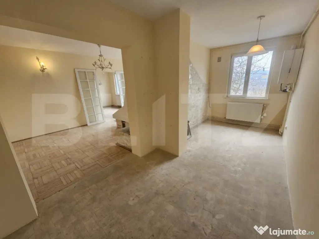 Apartament de 2 camere, 45 mp, in Hunedoara