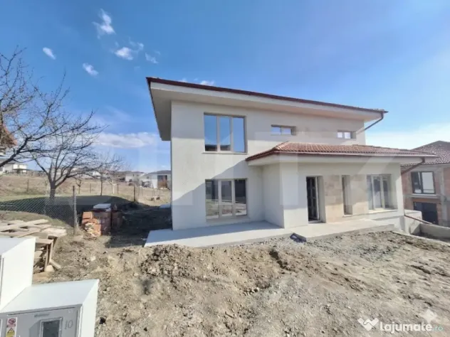 Casă Individuală Premium in Chinteni 214 mp utili, garaj d