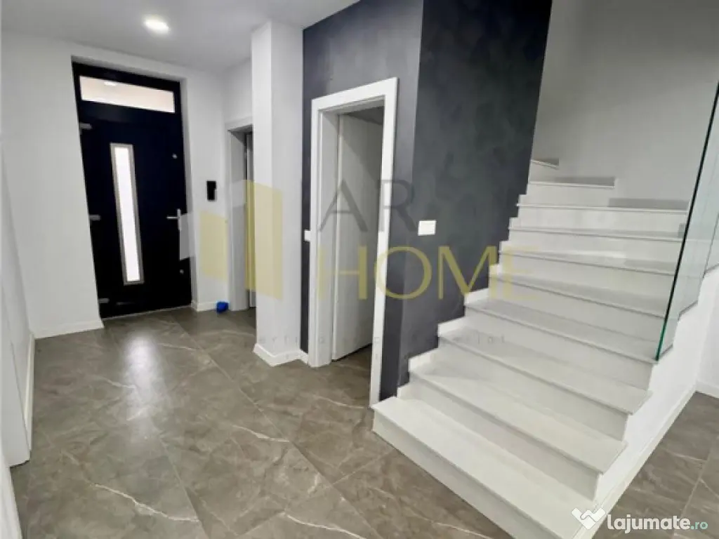 Casa 4 camere plus garaj, in Paulesti, zona cu priveliste l