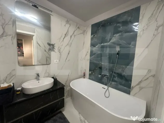 Apartament cu 4 camere, 132 mp, parcare , Zorilor