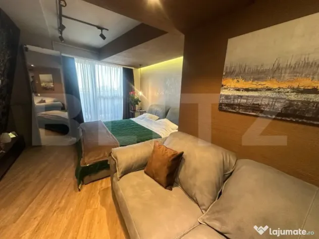 Apartament cu 4 camere, 132 mp, parcare , Zorilor