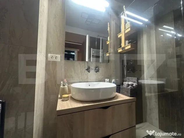Apartament cu 4 camere, 132 mp, parcare , Zorilor