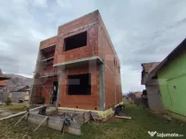 Casa individuala, 5 camere, 350 mp, zona Sard