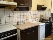 Apartament 2 camere bloc caramida etaj 1 