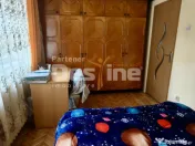 Apartament 2 camere bloc caramida etaj 1 