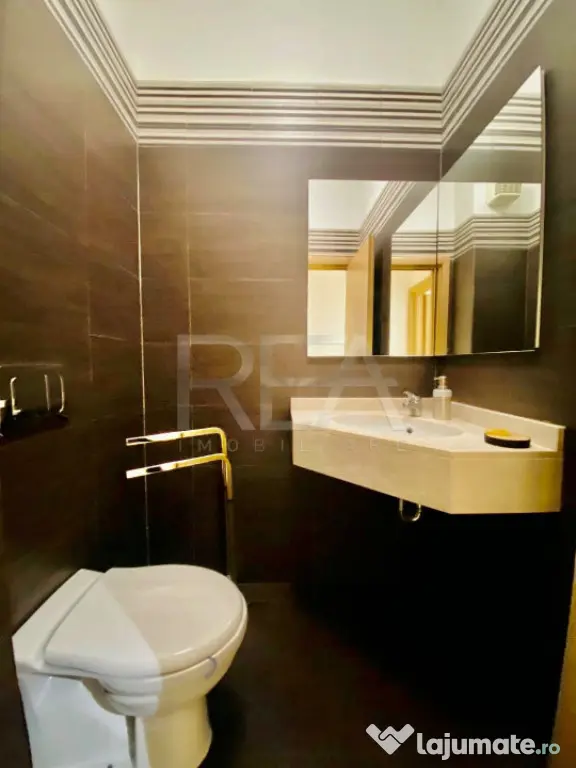 3 camere cu loc de parcare inclus in Herăstrău