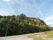 VANZARE / SCHIMB PENSIUNE in zona de munte, langa Pestera M 