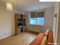 Apartament 2 camere, etaj 3, central, 300 Eur/lunar.