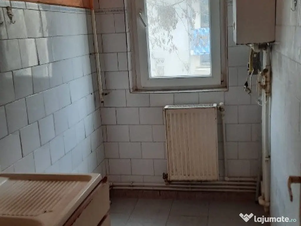 Apartament 2 camere Viziru 2 etaj 2.