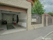 Casa Individuala cu Curte Zona Florilor 