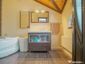 Casa Individuala cu Curte Zona Florilor 