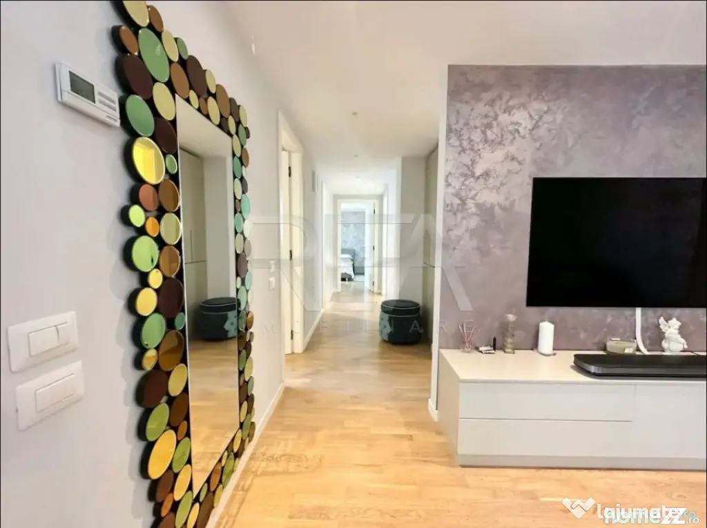 Apartament 4 camere cu loc de parcare si boxa in Lighthouse- - Bucuresti (Bucuresti-Ilfov)