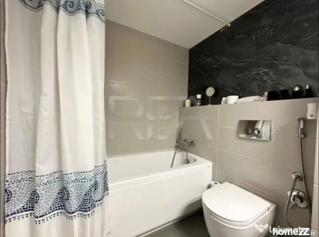 Apartament 4 camere cu loc de parcare si boxa in Lighthouse- - Bucuresti (Bucuresti-Ilfov)