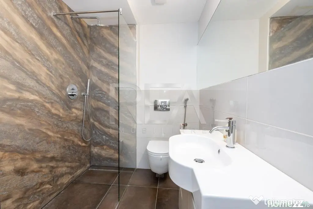 Apartament 4 camere cu loc de parcare si boxa in Lighthouse- - Bucuresti (Bucuresti-Ilfov)
