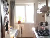 Centru- apartament 3 camere 