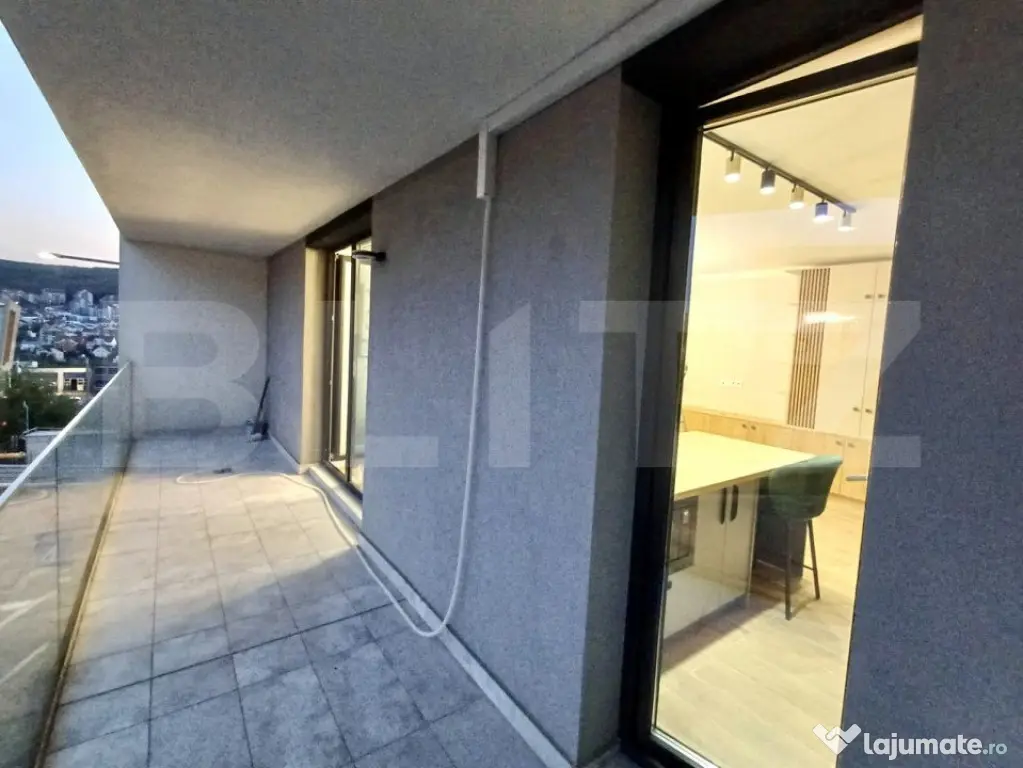 Apartament lux 2 camere open space, zona Scala Frunzisului