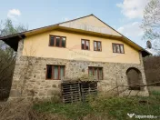 Casa si teren intravilan Tarcau 
