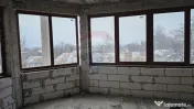 Casă / Vilă cu 12 camere, teren intravilan de 2869mp î... 
