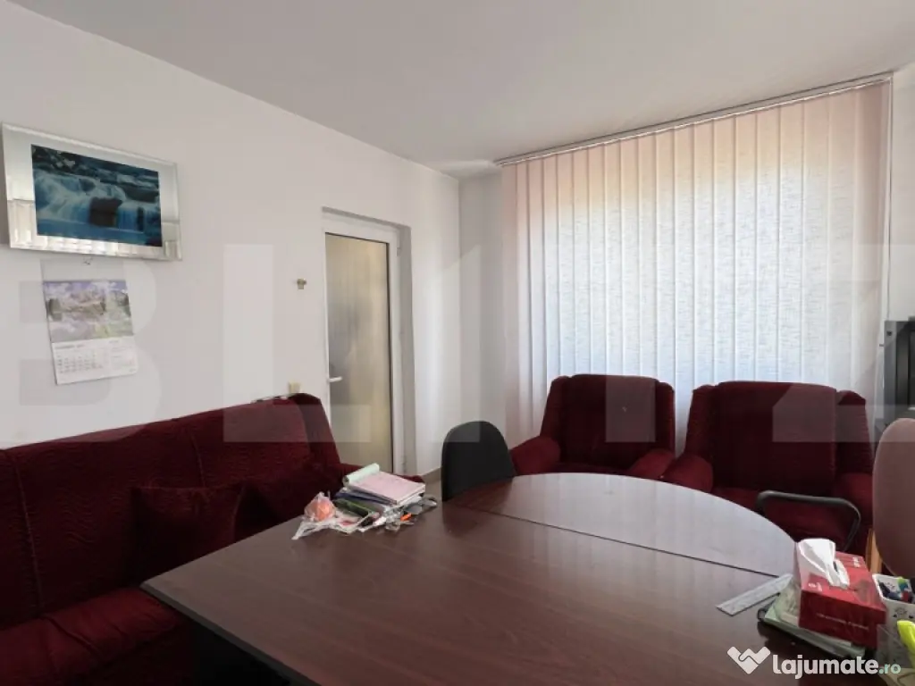 Spațiu industrial tip hală cu birouri, acces tir, 2 rampe,