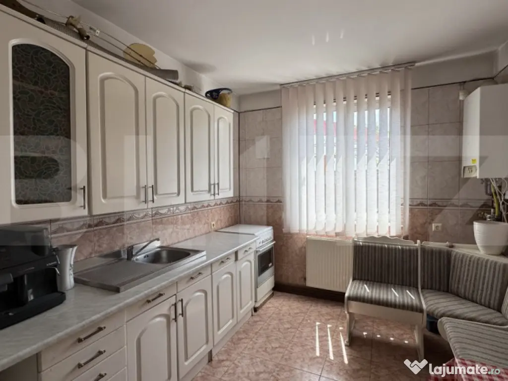 Spațiu industrial tip hală cu birouri, acces tir, 2 rampe,