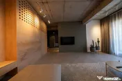 Vedere la mare apartament deosebit mobilat lux chirie termen