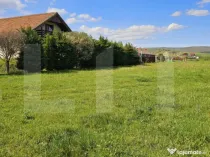 Teren intravilan 2.100 mp – Valea Crișului, la intrare î