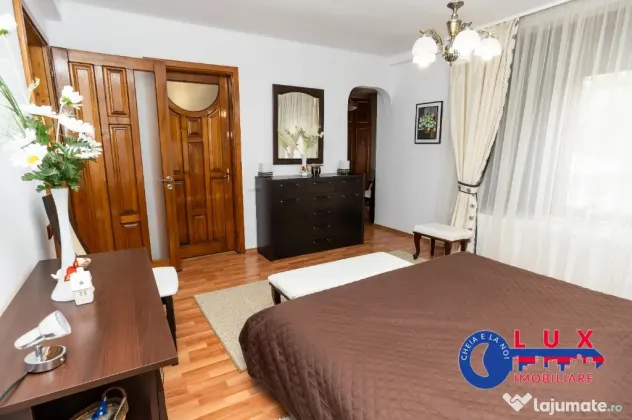 ID 6688 VILĂ CENTRALĂ DE VÂNZARE – DOAR LA LUX IMOBILIARE